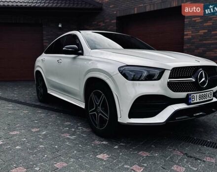 Белый Мерседес GLE-Class Coupe, объемом двигателя 1.95 л и пробегом 29 тыс. км за 90500 $, фото 5 на Automoto.ua