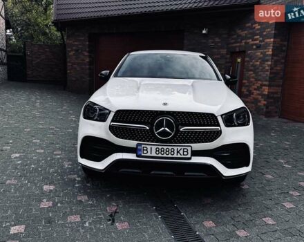 Белый Мерседес GLE-Class Coupe, объемом двигателя 1.95 л и пробегом 29 тыс. км за 90500 $, фото 19 на Automoto.ua