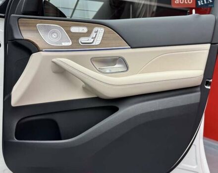 Белый Мерседес GLE-Class Coupe, объемом двигателя 2 л и пробегом 7 тыс. км за 106700 $, фото 52 на Automoto.ua