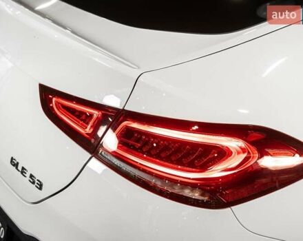 Білий Мерседес GLE-Class Coupe, об'ємом двигуна 3 л та пробігом 32 тис. км за 91000 $, фото 23 на Automoto.ua
