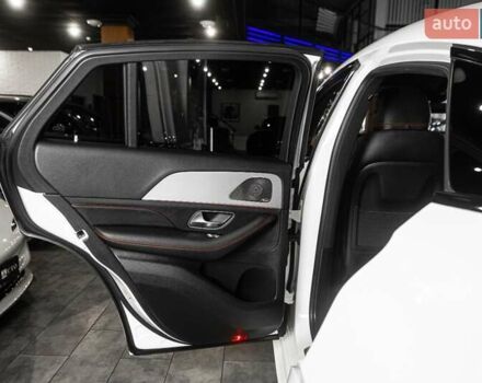 Білий Мерседес GLE-Class Coupe, об'ємом двигуна 3 л та пробігом 32 тис. км за 91000 $, фото 48 на Automoto.ua