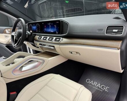 Белый Мерседес GLE-Class Coupe, объемом двигателя 2 л и пробегом 7 тыс. км за 106700 $, фото 57 на Automoto.ua