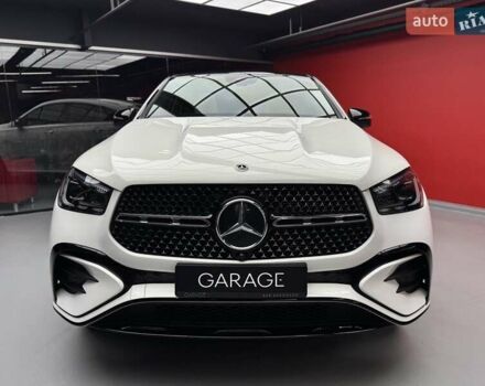 Белый Мерседес GLE-Class Coupe, объемом двигателя 2 л и пробегом 7 тыс. км за 106700 $, фото 2 на Automoto.ua