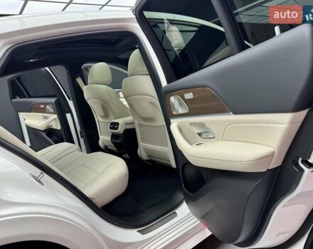 Белый Мерседес GLE-Class Coupe, объемом двигателя 2 л и пробегом 7 тыс. км за 106700 $, фото 44 на Automoto.ua