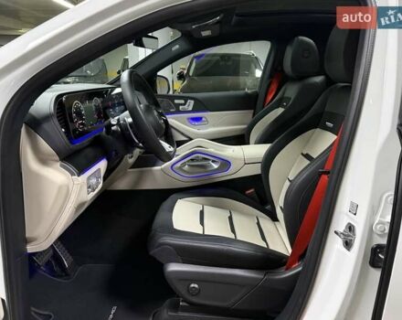 Белый Мерседес GLE-Class Coupe, объемом двигателя 3 л и пробегом 10 тыс. км за 127500 $, фото 53 на Automoto.ua