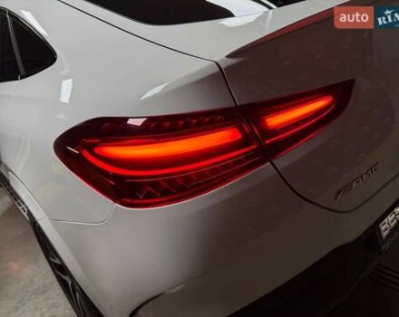 Белый Мерседес GLE-Class Coupe, объемом двигателя 3 л и пробегом 10 тыс. км за 127500 $, фото 37 на Automoto.ua