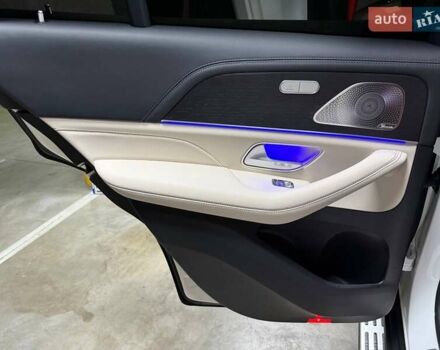 Білий Мерседес GLE-Class Coupe, об'ємом двигуна 3 л та пробігом 10 тис. км за 127500 $, фото 63 на Automoto.ua
