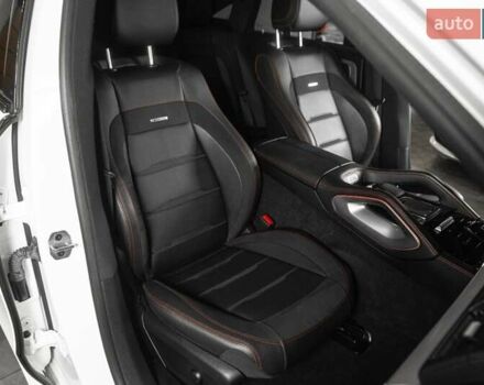 Білий Мерседес GLE-Class Coupe, об'ємом двигуна 3 л та пробігом 32 тис. км за 91000 $, фото 52 на Automoto.ua