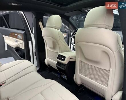 Белый Мерседес GLE-Class Coupe, объемом двигателя 2 л и пробегом 7 тыс. км за 106700 $, фото 49 на Automoto.ua