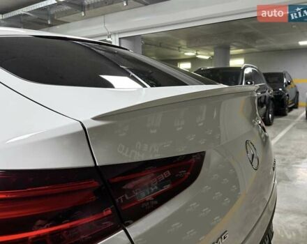 Белый Мерседес GLE-Class Coupe, объемом двигателя 3 л и пробегом 10 тыс. км за 127500 $, фото 32 на Automoto.ua