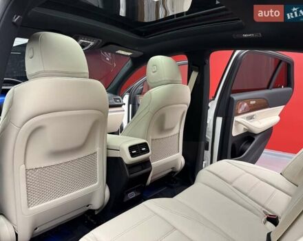 Белый Мерседес GLE-Class Coupe, объемом двигателя 2 л и пробегом 7 тыс. км за 106700 $, фото 42 на Automoto.ua