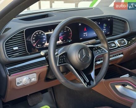 Белый Мерседес GLE-Class Coupe, объемом двигателя 3 л и пробегом 17 тыс. км за 117000 $, фото 30 на Automoto.ua