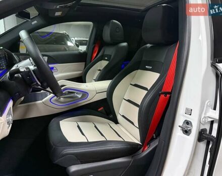 Белый Мерседес GLE-Class Coupe, объемом двигателя 3 л и пробегом 10 тыс. км за 127500 $, фото 54 на Automoto.ua