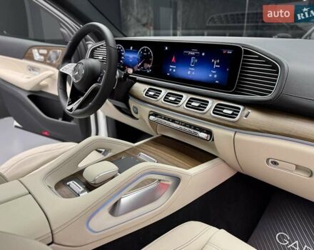 Белый Мерседес GLE-Class Coupe, объемом двигателя 2 л и пробегом 7 тыс. км за 106700 $, фото 58 на Automoto.ua