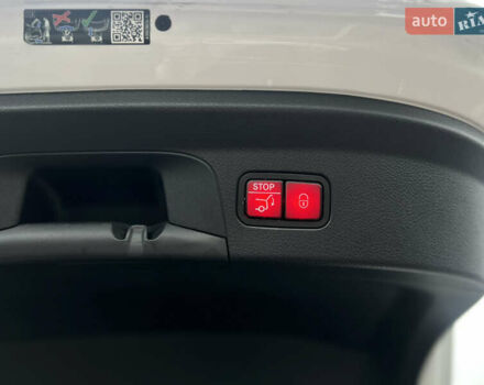 Білий Мерседес GLE-Class Coupe, об'ємом двигуна 2.99 л та пробігом 27 тис. км за 123500 $, фото 24 на Automoto.ua