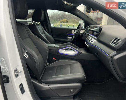 Білий Мерседес GLE-Class Coupe, об'ємом двигуна 2.99 л та пробігом 27 тис. км за 123500 $, фото 14 на Automoto.ua