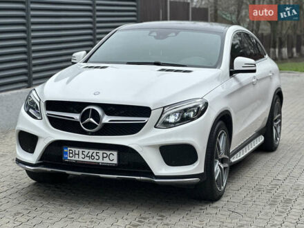 Мерседес GLE-Class Coupe 2016 в Одессе на Automoto.ua Белый Мерседес GLE-Class Coupe, объемом двигателя 4.66 л и пробегом 155 тыс. км за 45000 $, фото 1 на Automoto.ua