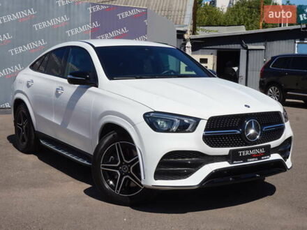 Мерседес GLE-Class Coupe 2020 в Одессе на Automoto.ua Белый Мерседес GLE-Class Coupe, объемом двигателя 2.93 л и пробегом 78 тыс. км за 74500 $, фото 1 на Automoto.ua