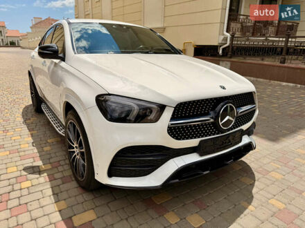 Мерседес GLE-Class Coupe 2021 в Одессе на Automoto.ua Белый Мерседес GLE-Class Coupe, объемом двигателя 0 л и пробегом 54 тыс. км за 83500 $, фото 1 на Automoto.ua