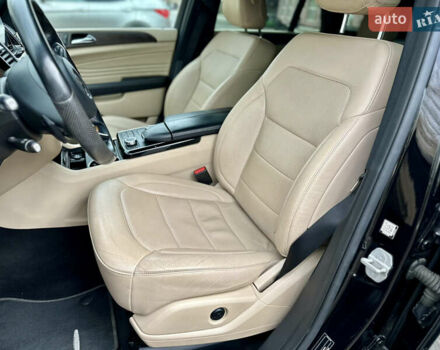 Черный Мерседес GLE-Class Coupe, объемом двигателя 3 л и пробегом 98 тыс. км за 39900 $, фото 45 на Automoto.ua