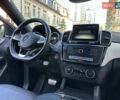 Черный Мерседес GLE-Class Coupe, объемом двигателя 3 л и пробегом 47 тыс. км за 45900 $, фото 62 на Automoto.ua