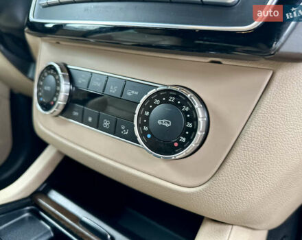Чорний Мерседес GLE-Class Coupe, об'ємом двигуна 3 л та пробігом 98 тис. км за 39999 $, фото 44 на Automoto.ua