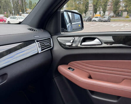 Черный Мерседес GLE-Class Coupe, объемом двигателя 3 л и пробегом 99 тыс. км за 41500 $, фото 29 на Automoto.ua