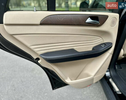 Черный Мерседес GLE-Class Coupe, объемом двигателя 3 л и пробегом 98 тыс. км за 39900 $, фото 34 на Automoto.ua