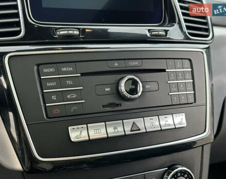 Черный Мерседес GLE-Class Coupe, объемом двигателя 2.99 л и пробегом 180 тыс. км за 33500 $, фото 69 на Automoto.ua