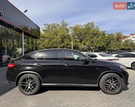 Мерседес GLE-Class Coupe 2016 в Одессе на Automoto.ua Черный Мерседес GLE-Class Coupe, объемом двигателя 3 л и пробегом 135 тыс. км за 42900 $, фото 6 на Automoto.ua