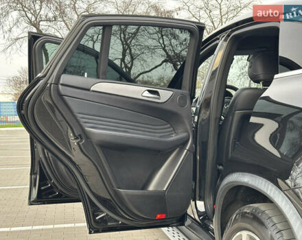 Черный Мерседес GLE-Class Coupe, объемом двигателя 2.99 л и пробегом 180 тыс. км за 33500 $, фото 30 на Automoto.ua