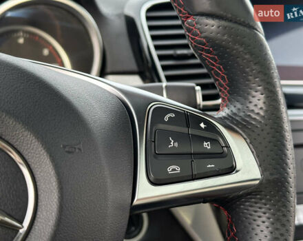 Черный Мерседес GLE-Class Coupe, объемом двигателя 2.99 л и пробегом 180 тыс. км за 33500 $, фото 64 на Automoto.ua