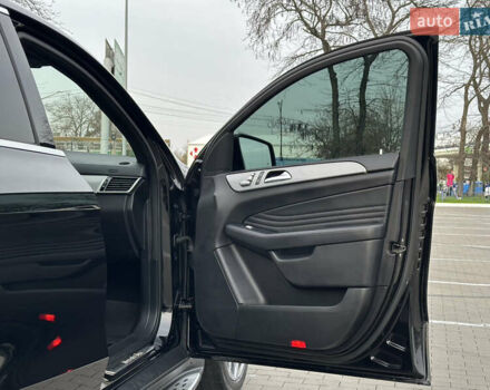 Черный Мерседес GLE-Class Coupe, объемом двигателя 2.99 л и пробегом 180 тыс. км за 33500 $, фото 43 на Automoto.ua