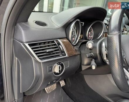 Мерседес GLE-Class Coupe 2016 в Одессе на Automoto.ua Черный Мерседес GLE-Class Coupe, объемом двигателя 3 л и пробегом 135 тыс. км за 42900 $, фото 9 на Automoto.ua