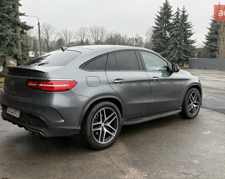 Черный Мерседес GLE-Class Coupe, объемом двигателя 3 л и пробегом 238 тыс. км за 32000 $, фото 1 на Automoto.ua