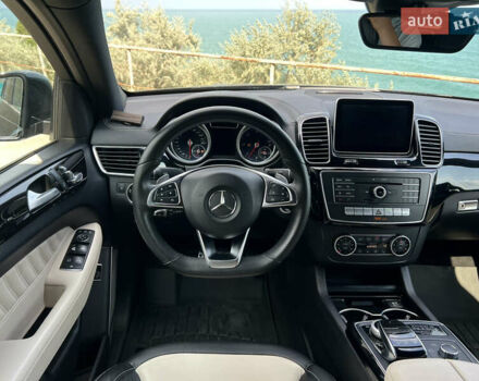 Черный Мерседес GLE-Class Coupe, объемом двигателя 2.99 л и пробегом 170 тыс. км за 39900 $, фото 6 на Automoto.ua