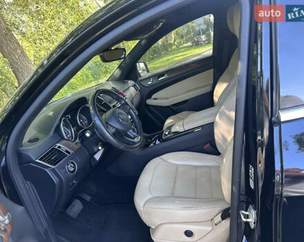 Чорний Мерседес GLE-Class Coupe, об'ємом двигуна 3 л та пробігом 65 тис. км за 46700 $, фото 15 на Automoto.ua