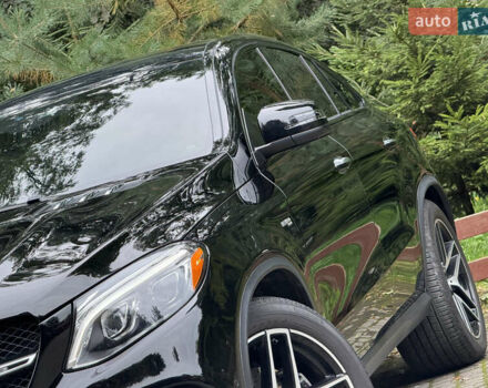 Мерседес GLE-Class Coupe 2017 у Дрогобичі на Automoto.ua Чорний Мерседес GLE-Class Coupe, об'ємом двигуна 3 л та пробігом 96 тис. км за 47999 $, фото 62 на Automoto.ua