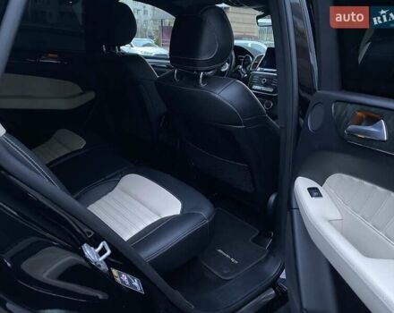 Черный Мерседес GLE-Class Coupe, объемом двигателя 2.99 л и пробегом 188 тыс. км за 39500 $, фото 6 на Automoto.ua