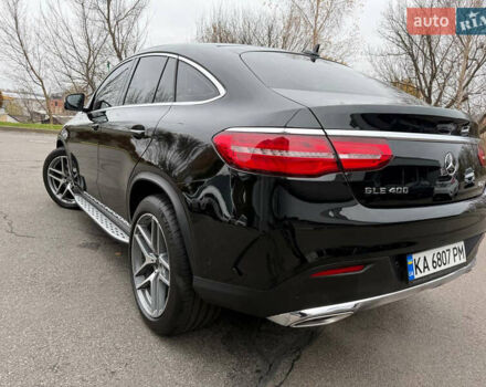 Черный Мерседес GLE-Class Coupe, объемом двигателя 3 л и пробегом 65 тыс. км за 45800 $, фото 4 на Automoto.ua