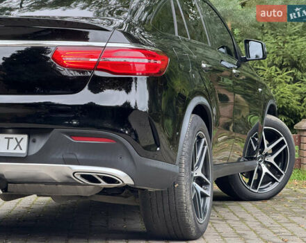 Мерседес GLE-Class Coupe 2017 у Дрогобичі на Automoto.ua Чорний Мерседес GLE-Class Coupe, об'ємом двигуна 3 л та пробігом 96 тис. км за 47999 $, фото 84 на Automoto.ua