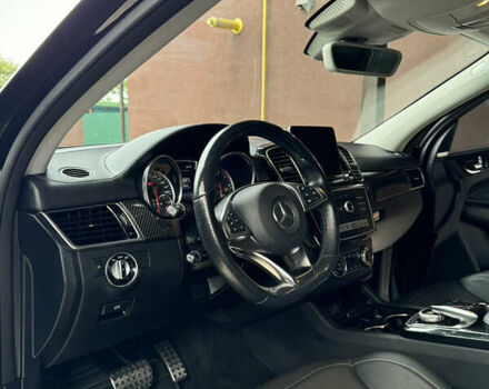 Черный Мерседес GLE-Class Coupe, объемом двигателя 3 л и пробегом 155 тыс. км за 40000 $, фото 18 на Automoto.ua