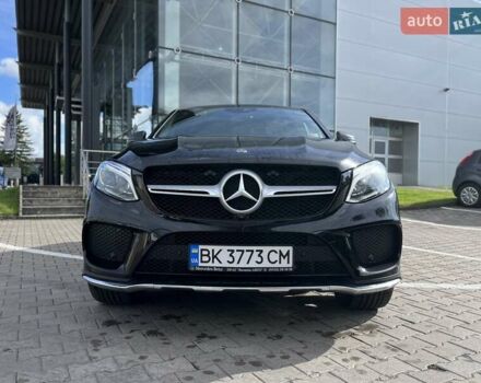 Черный Мерседес GLE-Class Coupe, объемом двигателя 3 л и пробегом 83 тыс. км за 49000 $, фото 1 на Automoto.ua