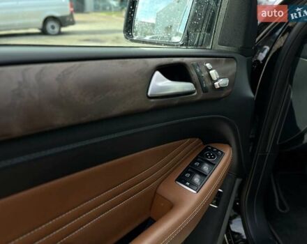 Черный Мерседес GLE-Class Coupe, объемом двигателя 3 л и пробегом 83 тыс. км за 49000 $, фото 13 на Automoto.ua