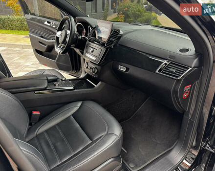 Черный Мерседес GLE-Class Coupe, объемом двигателя 3 л и пробегом 237 тыс. км за 44900 $, фото 24 на Automoto.ua