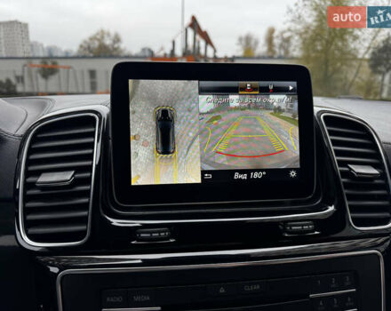 Черный Мерседес GLE-Class Coupe, объемом двигателя 3 л и пробегом 237 тыс. км за 43900 $, фото 36 на Automoto.ua