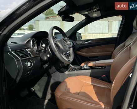 Черный Мерседес GLE-Class Coupe, объемом двигателя 3 л и пробегом 83 тыс. км за 49000 $, фото 9 на Automoto.ua