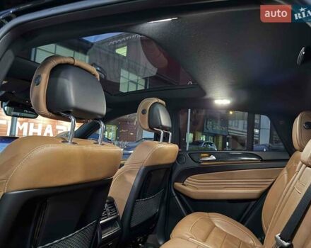 Чорний Мерседес GLE-Class Coupe, об'ємом двигуна 3 л та пробігом 61 тис. км за 49900 $, фото 38 на Automoto.ua