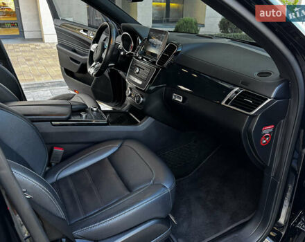 Черный Мерседес GLE-Class Coupe, объемом двигателя 3 л и пробегом 237 тыс. км за 45900 $, фото 25 на Automoto.ua
