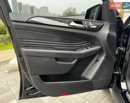 Чорний Мерседес GLE-Class Coupe, об'ємом двигуна 3 л та пробігом 237 тис. км за 43900 $, фото 11 на Automoto.ua